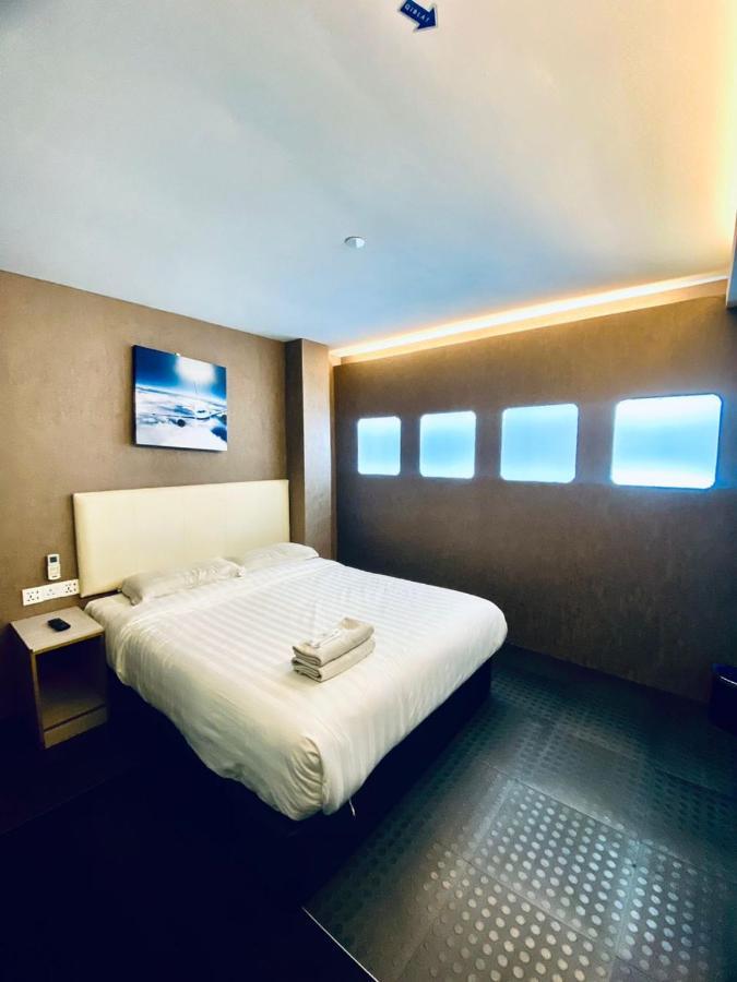 Sri Langit Hotel Klia, Klia 2 & F1 Sepang Exterior photo